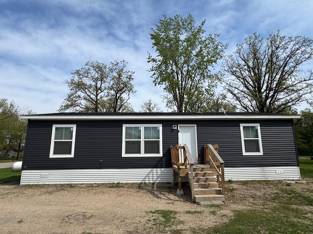 424 2nd St N, Greenbush, MN 56726 - view of front of house