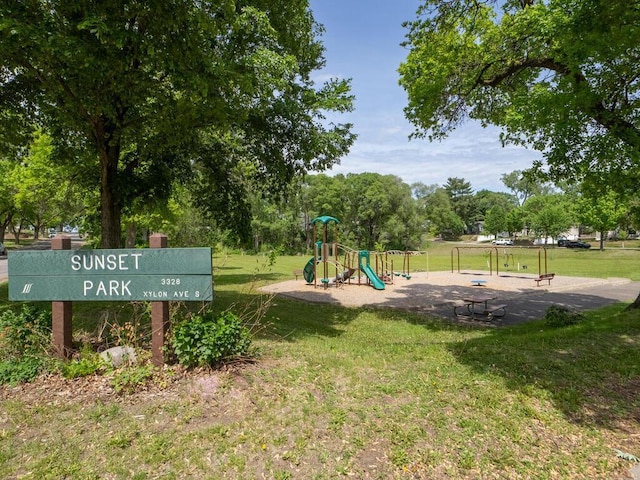 3401 Yukon Ave S, Saint Louis Park, MN 55426 - community jungle gym featuring a yard