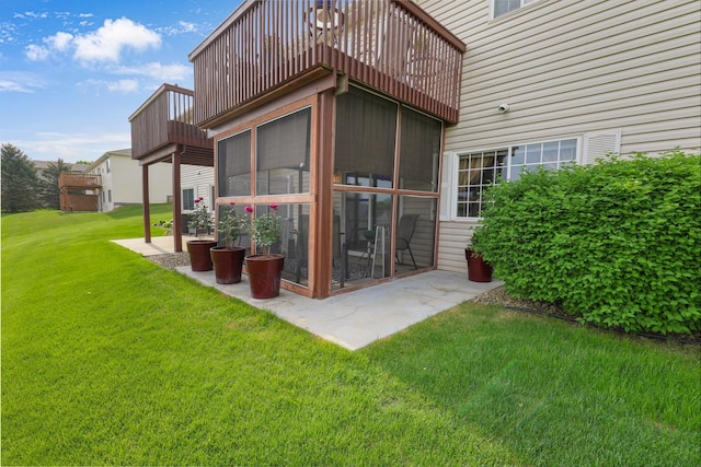 2245 198th St W, Faribault, MN 55021 - back of house featuring a yard and a balcony