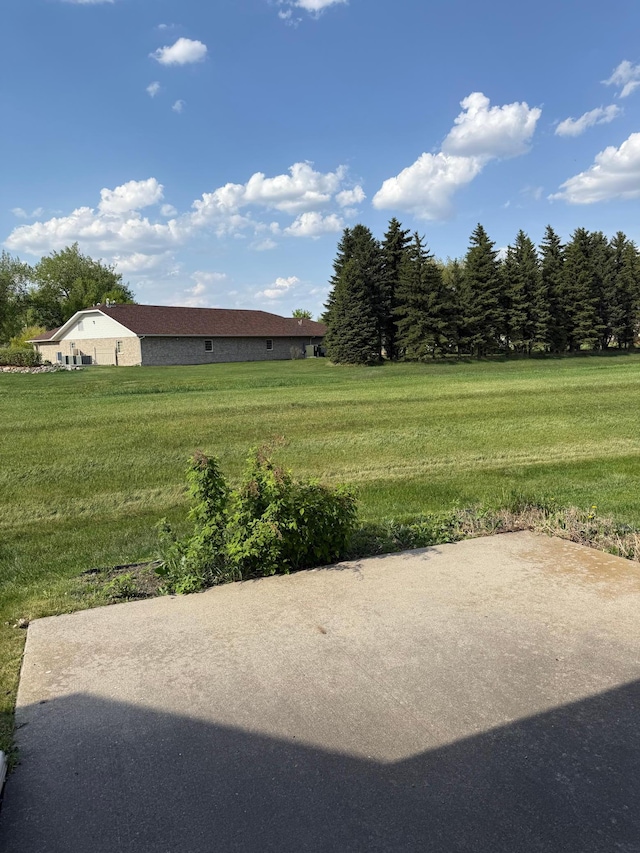 446 30th St N, Moorhead, MN 56560 - view of green lawn