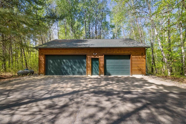 14464 Grouse Ln, Fifty Lakes, MN 56448 - garage with driveway