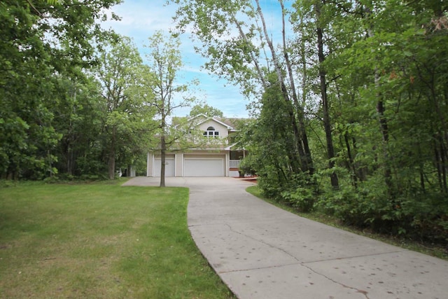 10551 Shore Dr, Merrifield, MN 56465 - obstructed view of property featuring driveway and a front yard