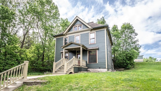 711 2nd St W, Northfield, MN 55057 - view of front of home featuring a front lawn