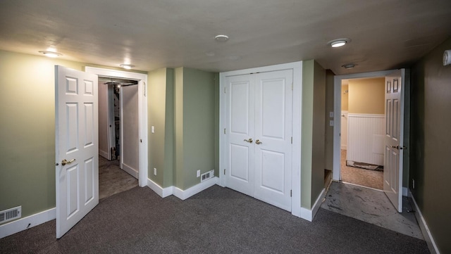 711 2nd St W, Northfield, MN 55057 - unfurnished bedroom with carpet floors, baseboards, and a closet
