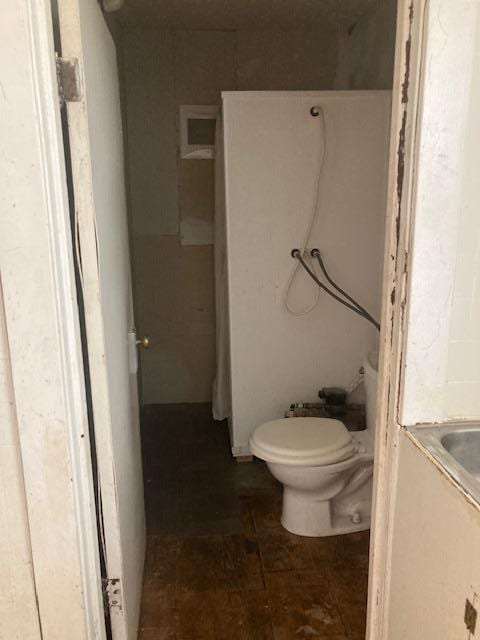 610 7th St, Starbuck, MN 56381 - bathroom with toilet and vanity