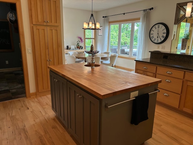 2907 Cougar Path NW, Prior Lake, MN 55372 - kitchen featuring butcher block countertops, light wood-style flooring, and plenty of natural light
