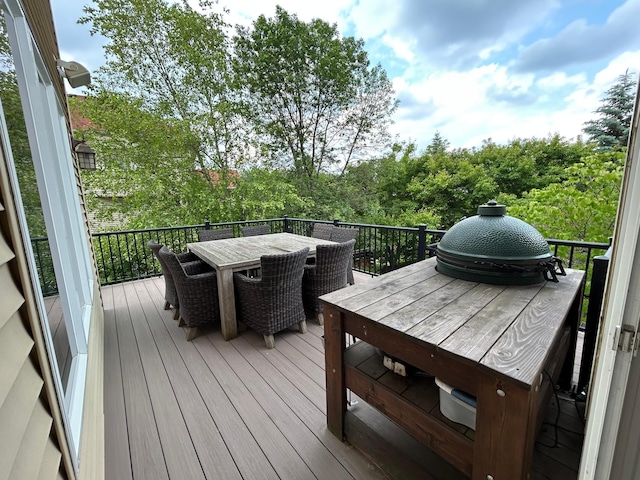 2907 Cougar Path NW, Prior Lake, MN 55372 - wooden deck with outdoor dining space