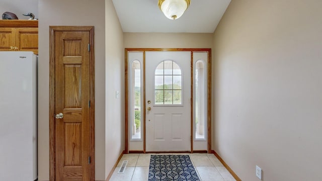 9484 Branch Rd SE, Chatfield, MN 55923 - entryway featuring light tile patterned floors and baseboards