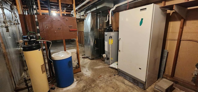 410 Wedgewood Rd, Albert Lea, MN 56007 - utility room featuring water heater and heating unit