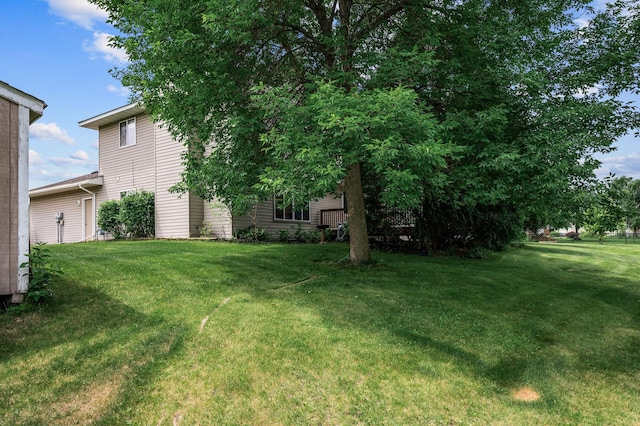 3649 Tower Pond Dr, Anoka, MN 55303 - view of green lawn