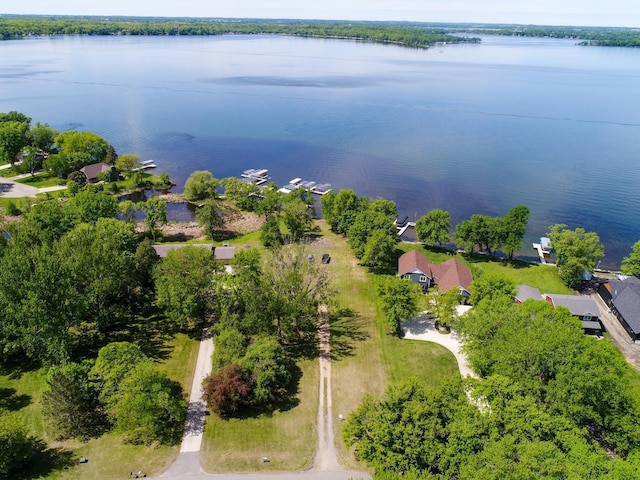 2908 Crestwood Dr NE, Alexandria Twp, MN 56308 - aerial perspective of suburban area featuring a nearby body of water