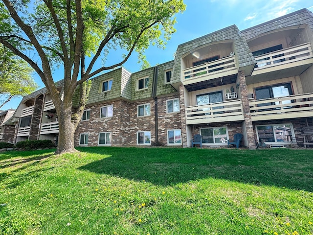 4407 Wilshire Blvd Unit 110, Mound, MN 55364 - view of building exterior