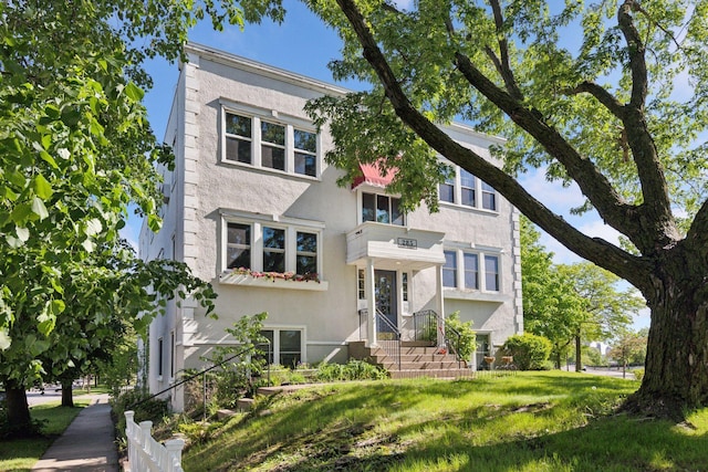 285 Cliff St Unit 4, Saint Paul, MN 55102 - view of front of home featuring stucco siding