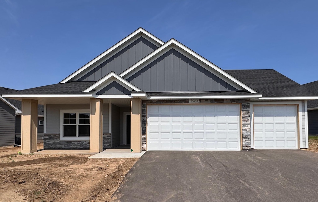17963 Grantham Ln, Lakeville, MN 55044 - photo 1
