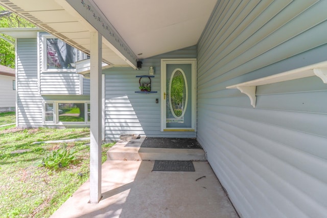 2515 Belmont Ln E, North Saint Paul, MN 55109 - view of property entrance