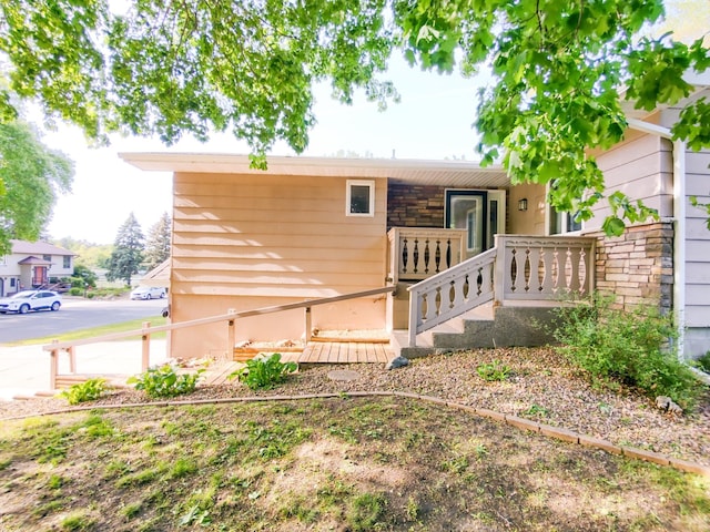 620 Maple St, Dassel, MN 55325 - back of property featuring stone siding