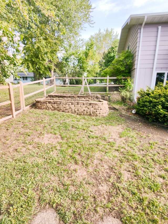620 Maple St, Dassel, MN 55325 - view of yard