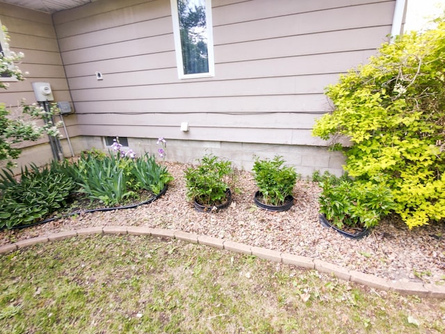 620 Maple St, Dassel, MN 55325 - exterior view of electric meter