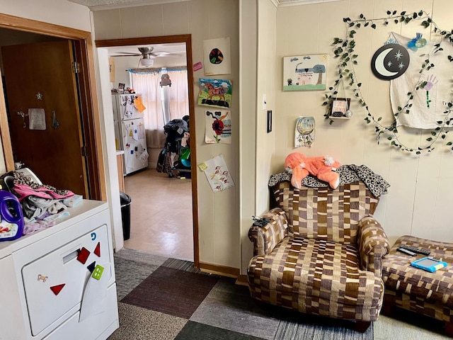 409 14th Ave, Grand Rapids, MN 55744 - hall featuring washer / clothes dryer