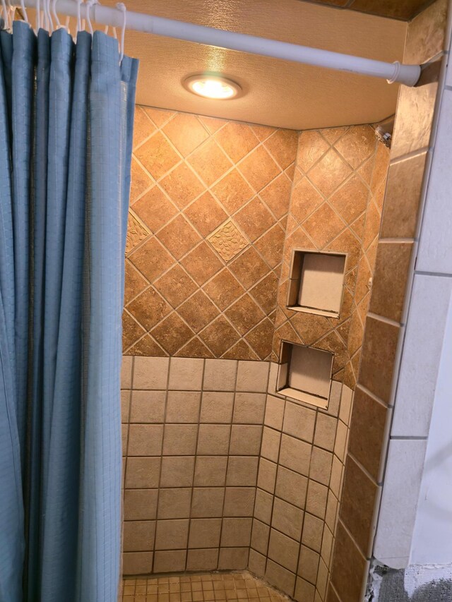 214 Central Ave, Truman, MN 56088 - bathroom with a tile shower