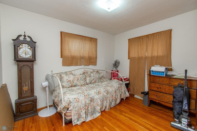 1613 13th Ave N, Moorhead, MN 56560 - bedroom with wood finished floors