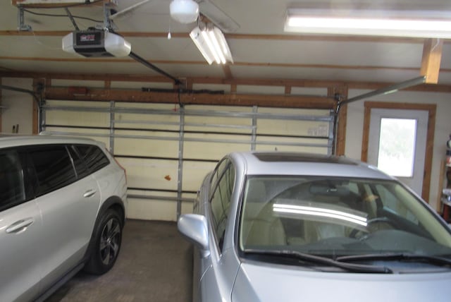 4054 Aspen Rd, Moose Lake, MN 55767 - garage featuring a garage door opener