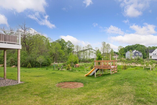 1049 Fabel Ln, Waconia, MN 55387 - view of grassy yard with a residential view