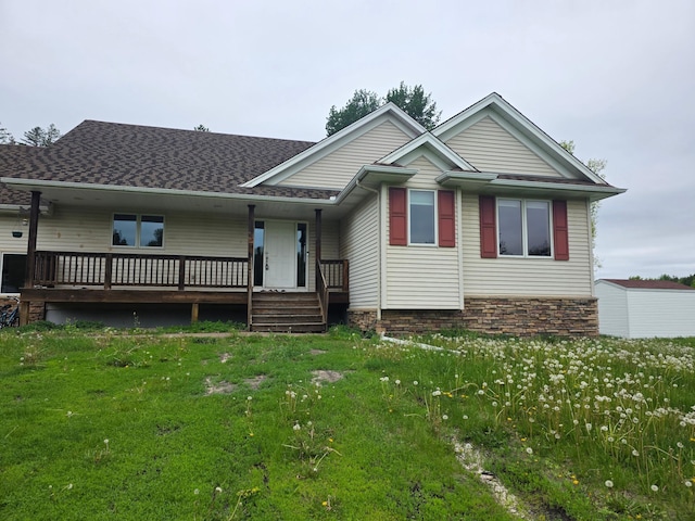 7390 360th St, North Branch, MN 55056 - view of front of property with a front yard and a shingled roof