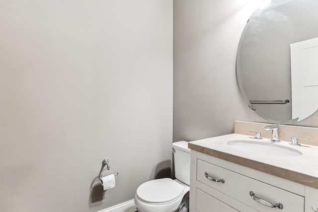 11632 Riverstone Trl, Woodbury, MN 55129 - bathroom featuring toilet and vanity