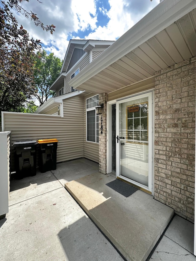 1784 Sandstone Curv, Shakopee, MN 55379 - view of patio / terrace