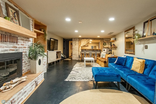 1513 40th Ave N, Moorhead, MN 56560 - living area with recessed lighting and a fireplace