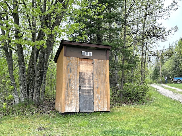1529 Riddell Rd, Field Twp, MN 55723 - view of shed