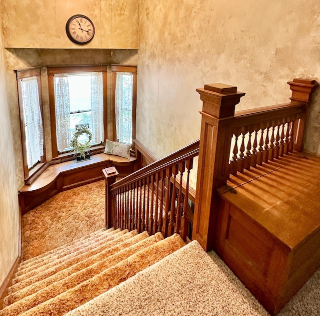 573 Rowland St, Tracy, MN 56175 - view of staircase