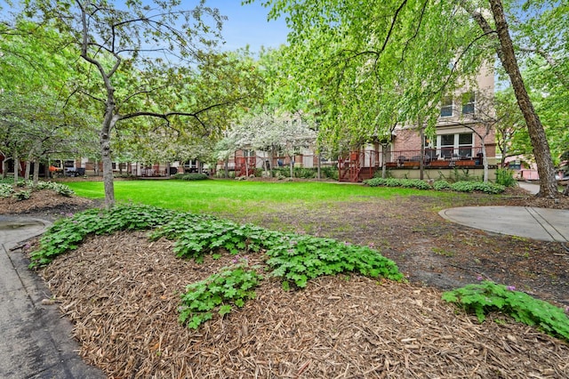 500 2nd St Unit 116, Minneapolis, MN 55401 - view of yard