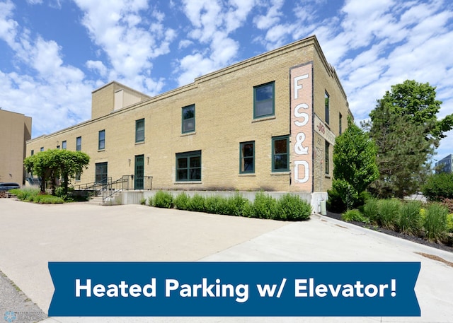 210 11th St N Unit 202, Fargo, ND 58102 - view of property