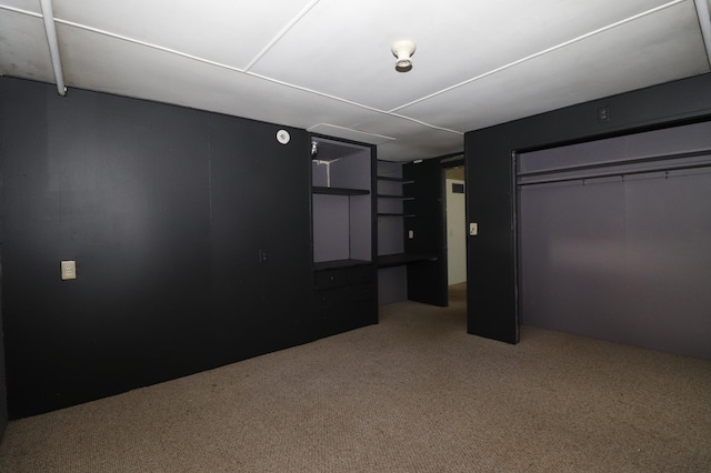 718 1st St SW, Faribault, MN 55021 - unfurnished bedroom featuring carpet flooring and a closet