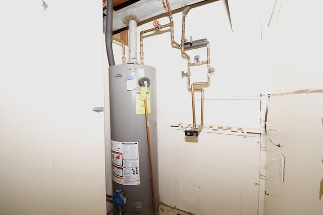718 1st St SW, Faribault, MN 55021 - utilities with water heater