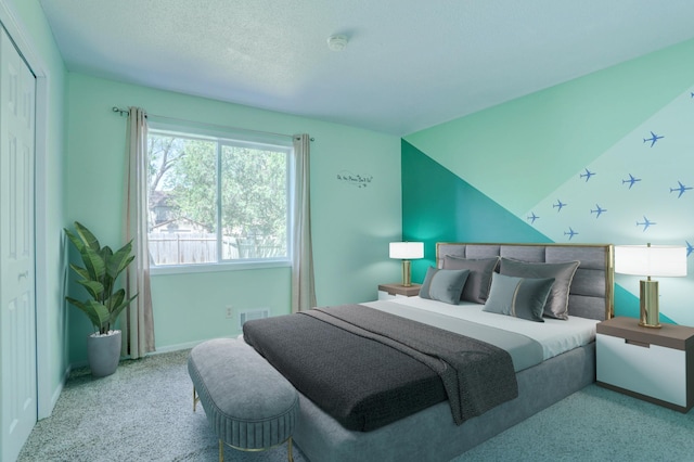 2714 18th Ave S, Minneapolis, MN 55407 - bedroom with carpet floors and baseboards