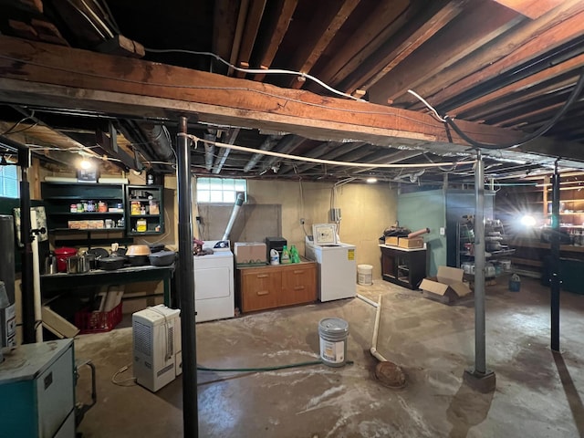 225 State St, Buhl, MN 55713 - below grade area with separate washer and dryer