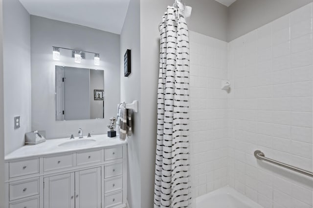 5401 Mount Normandale Dr, Bloomington, MN 55437 - bathroom featuring a shower with curtain and vanity