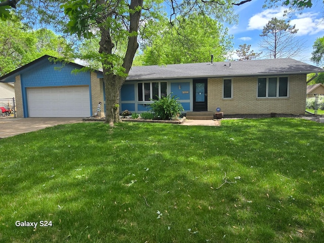 10251 Nightingale St NW, Coon Rapids, MN 55433 - single story home featuring brick siding and a front lawn