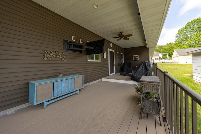 380 7th St SE, Chatfield, MN 55923 - wooden deck featuring ceiling fan
