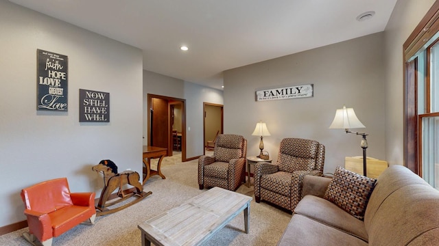 380 7th St SE, Chatfield, MN 55923 - living area featuring light carpet, baseboards, and recessed lighting
