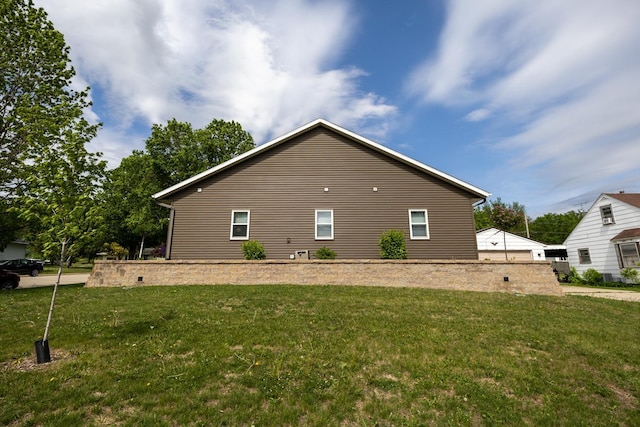 380 7th St SE, Chatfield, MN 55923 - view of home's exterior featuring a lawn