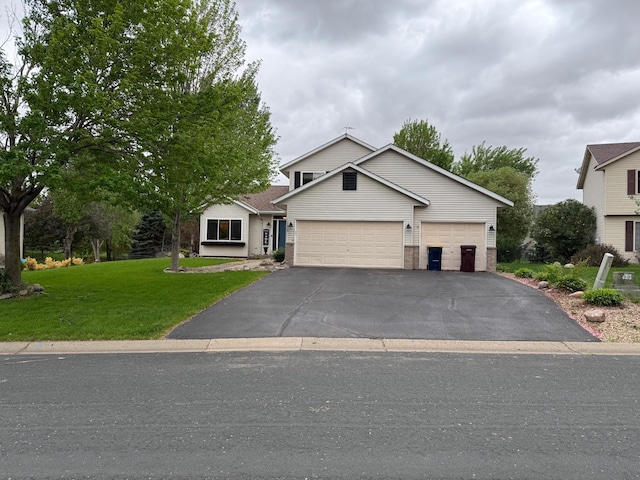 19820 Evensong Ave, Farmington, MN 55024 - traditional-style house with driveway, a garage, and a front lawn