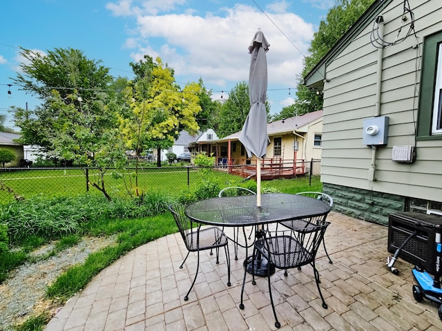 1093 Smith Ave S, West Saint Paul, MN 55118 - view of patio with outdoor dining area