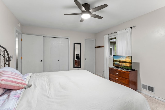 18520 29th Ave N, Plymouth, MN 55447 - carpeted bedroom featuring a ceiling fan