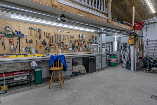 114 Iowa Ave, Hoffman, MN 56339 - garage with a workshop area