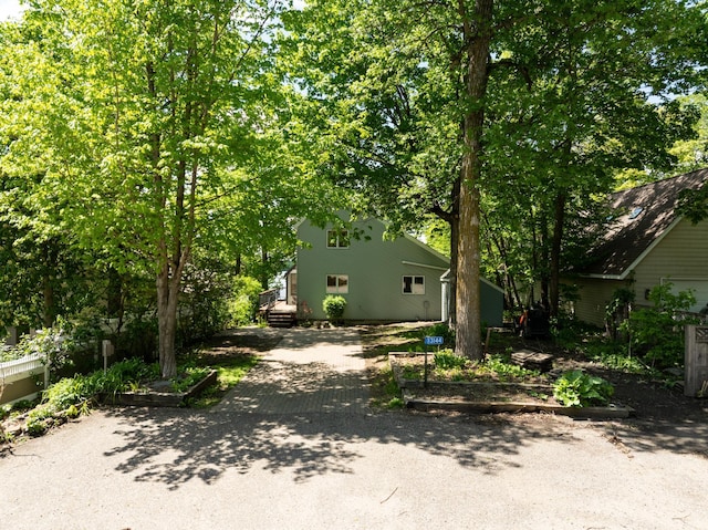13144 Maple Circle Dr SE, Hudson Twp, MN 56334 - view of front of property featuring driveway