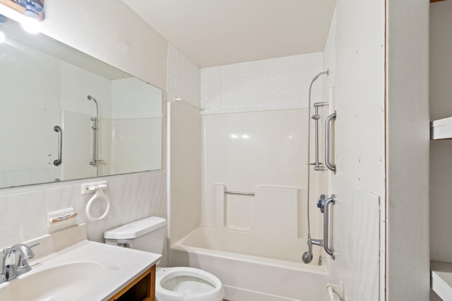 13144 Maple Circle Dr SE, Hudson Twp, MN 56334 - full bathroom with shower / bath combination, toilet, vanity, and tile walls